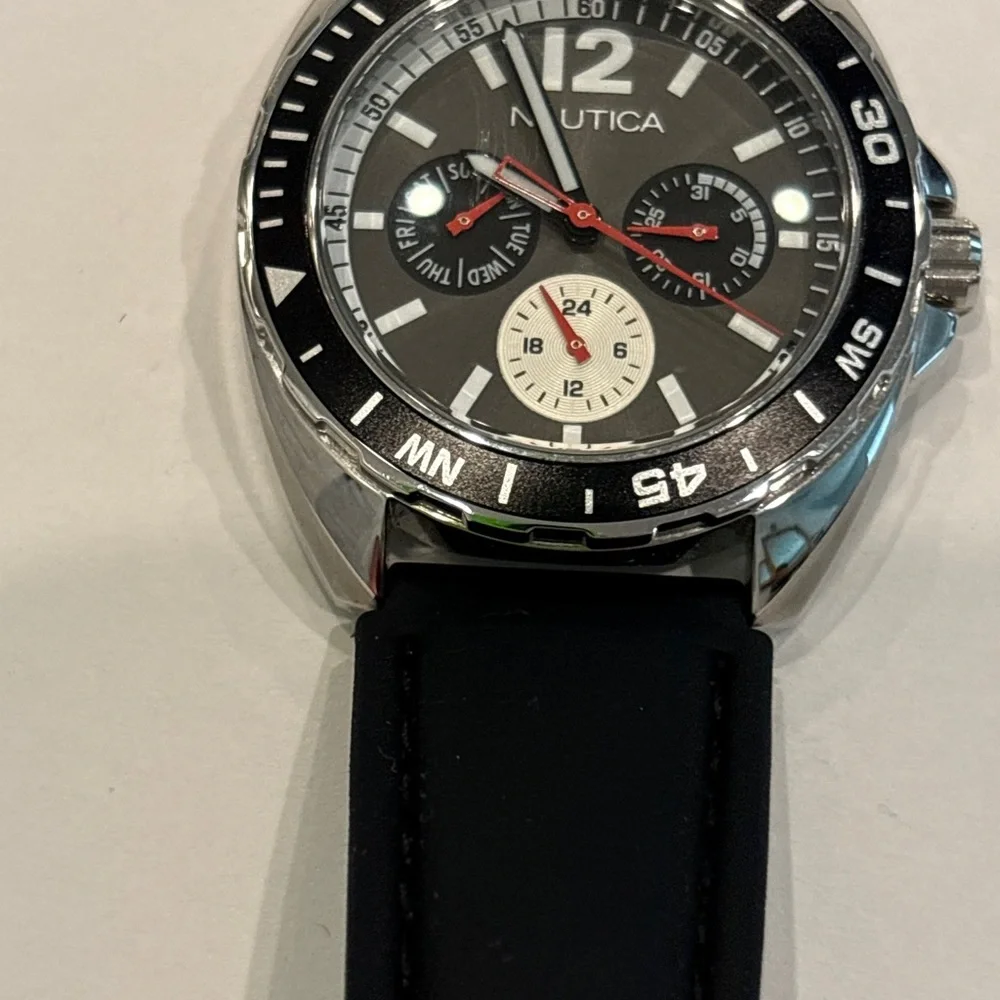Nautica sports Black and Silver Watch